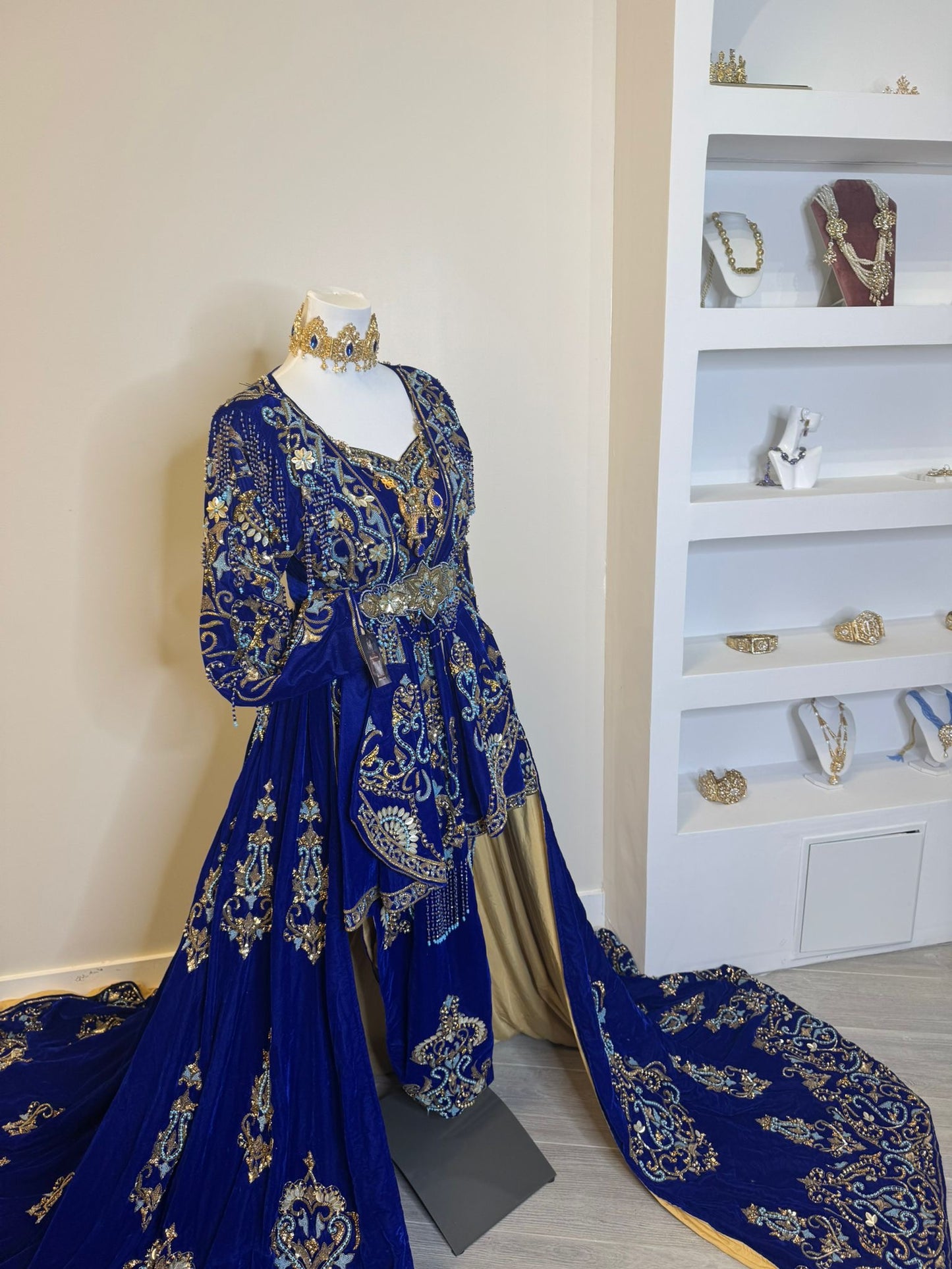 Karakou Royal Bleu