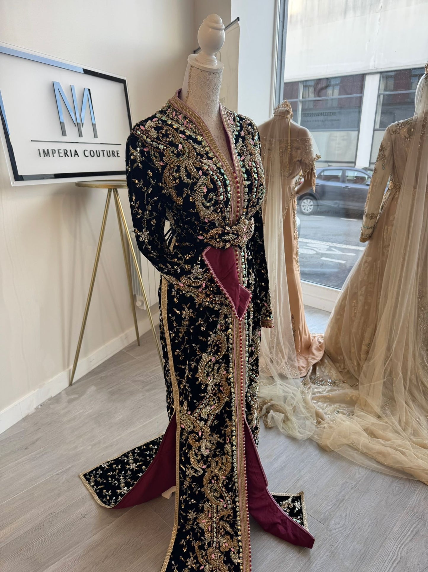 Caftan noir Yasmine