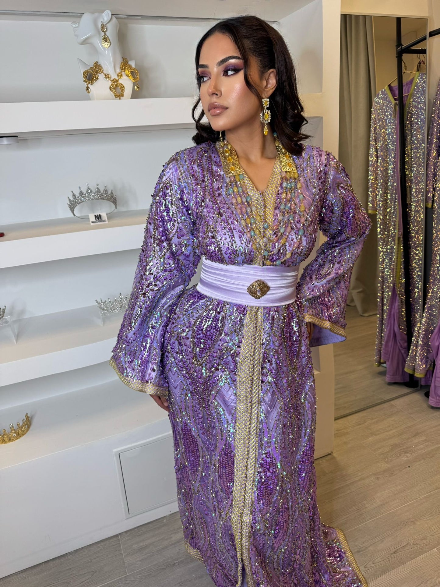 Caftan lila satinée